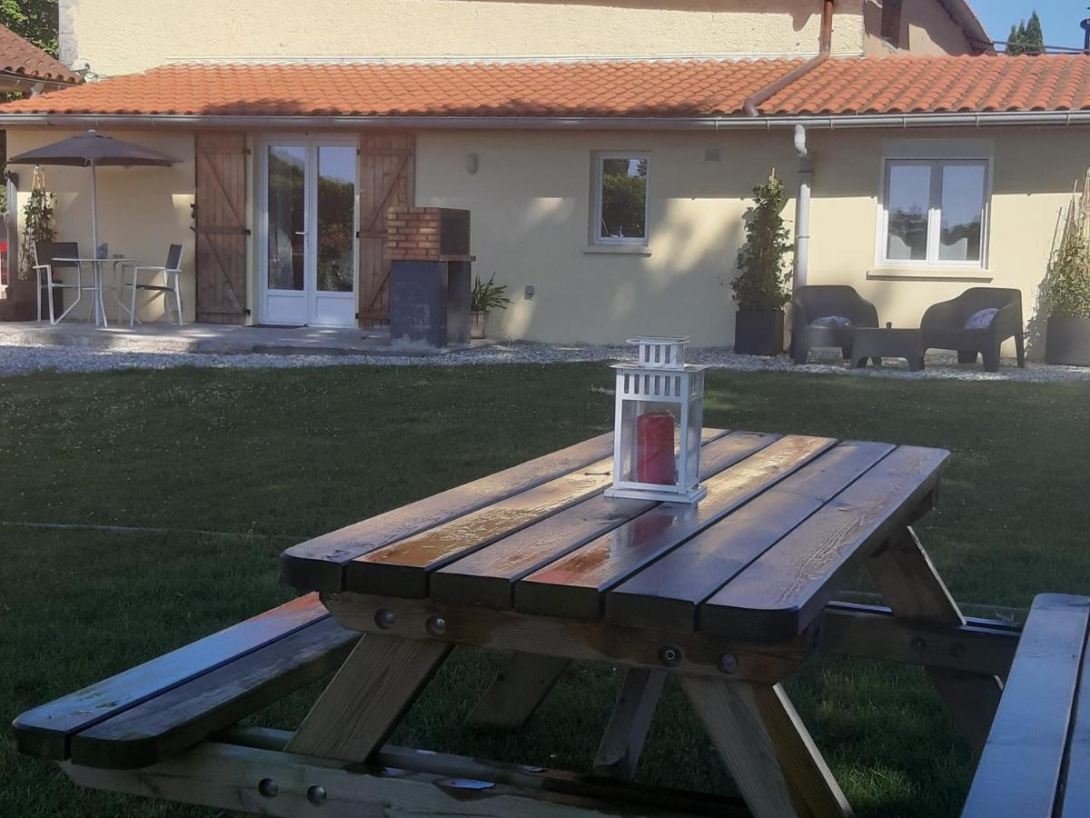 Gite L'Ecureuil*** Mouscardes Zewnętrze zdjęcie