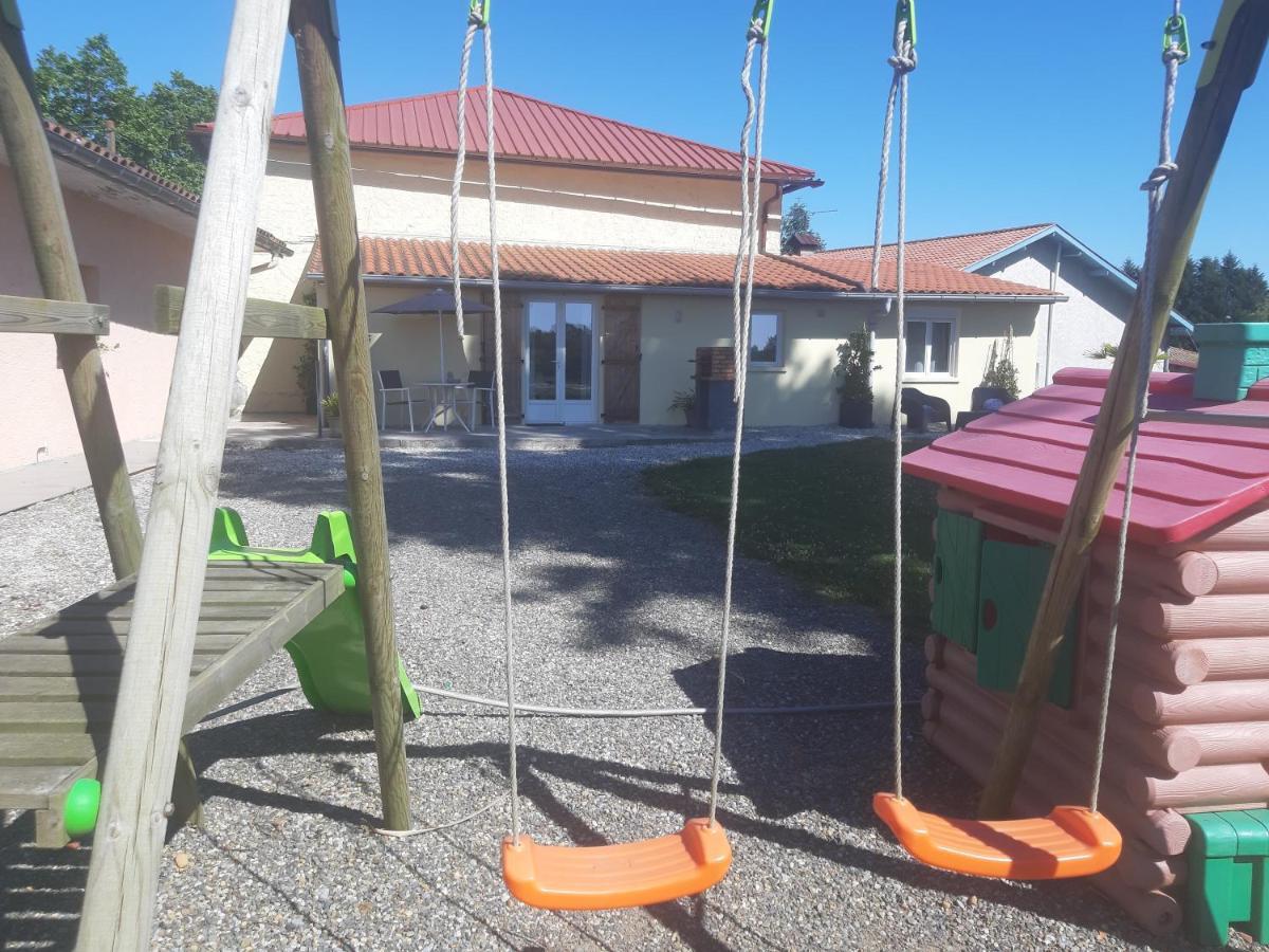 Gite L'Ecureuil*** Mouscardes Zewnętrze zdjęcie